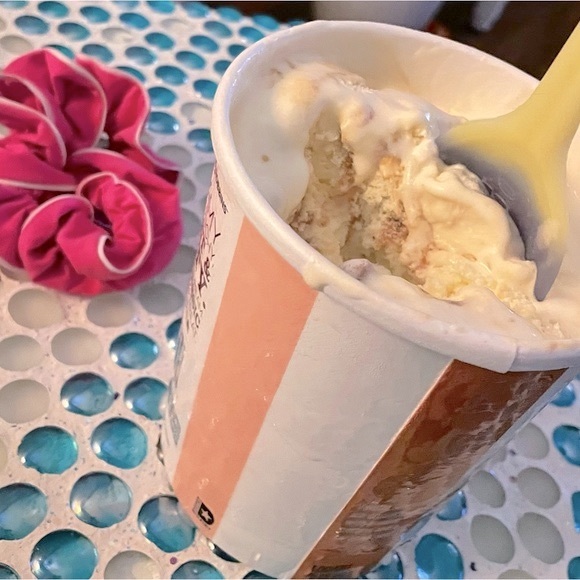 🤪Fun Color Changing Spoon🤪 - Picture 6 of 8